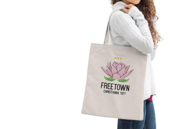 FREE TOWN LOTUS FLOWER  HEAVY WEIGHT SOFT SHOPPINGBAG W/Pocket